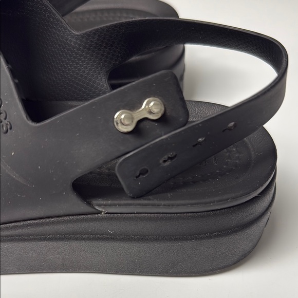 CROCS Black Sporty Sandals with Adjustable Straps - Picture 6 of 6